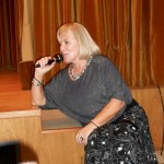 Presentazione di Al sur de las cosas – Associazione Dante Alighieri (sede Belgrano) – Buenos Aires – 2012 (esibizione della cantante Irma Rizzuti)